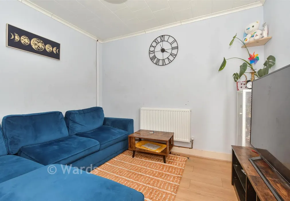 Lounge - Allen Street, Maidstone, Kent - Wards of Kent