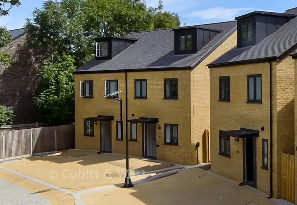 Front - Dion Carshalton, Nightingale Road, Carshalton, Surrey - Wards of Kent