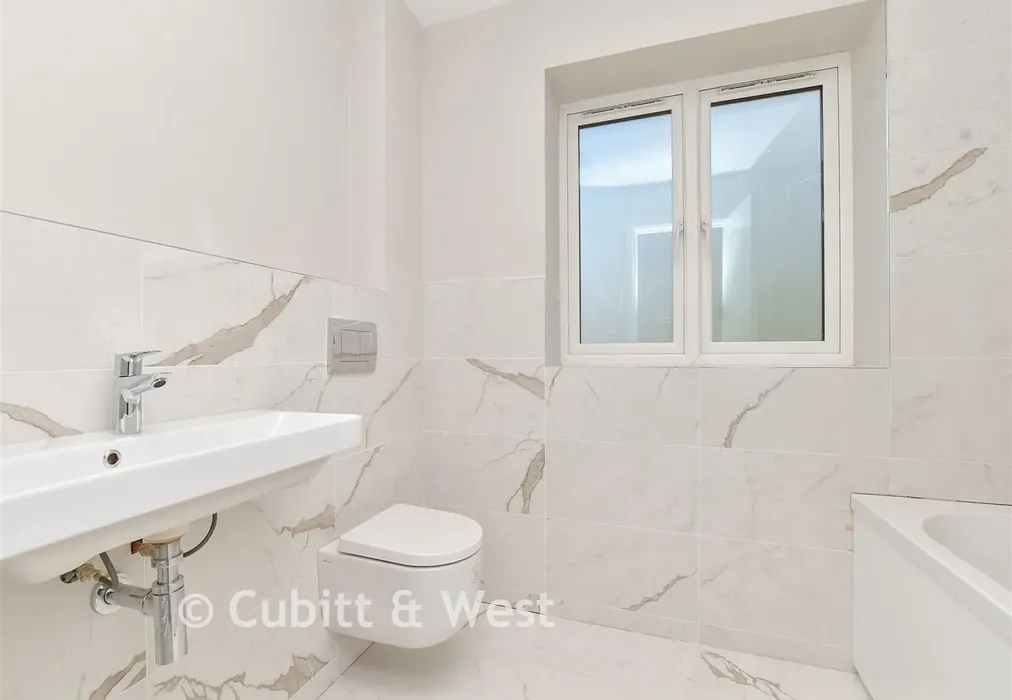 Bathroom - Dion Carshalton, Nightingale Road, Carshalton, Surrey - Wards of Kent