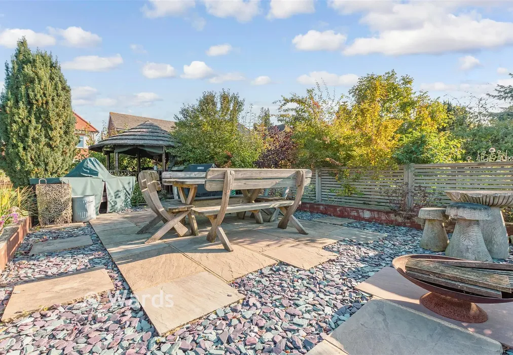 Patio / Decking - Eynsford Rise, Eynsford, Dartford, Kent - Wards of Kent