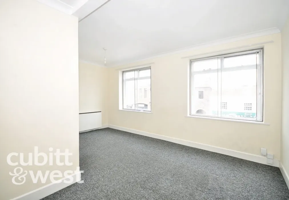  - AVAILABLE WITH NO DEPOSIT West Street Fareham PO16 - Wards of Kent