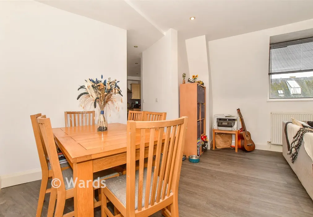 Lounge/ Diner - Nevill Street, Tunbridge Wells, Kent - Wards of Kent