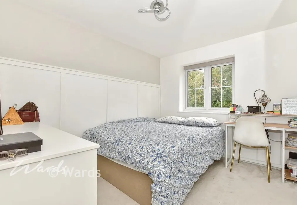 Bedroom 1 - Conference Way, Maidstone, Kent - Wards of Kent