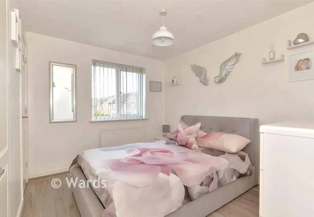 Bedroom 1 - Buckthorne Road, Minster-On-Sea, Sheerness, Kent - Wards of Kent