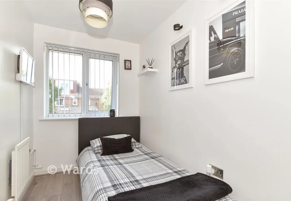 Bedroom 3 - Buckthorne Road, Minster-On-Sea, Sheerness, Kent - Wards of Kent
