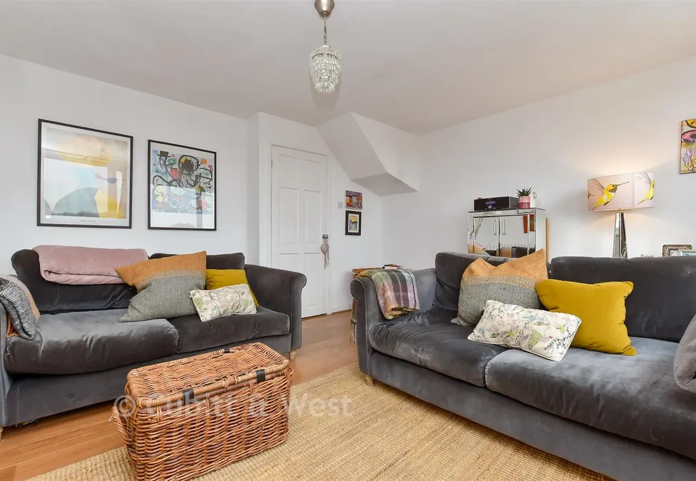 Lounge - Lodge Road, Wallington, Surrey - Wards of Kent