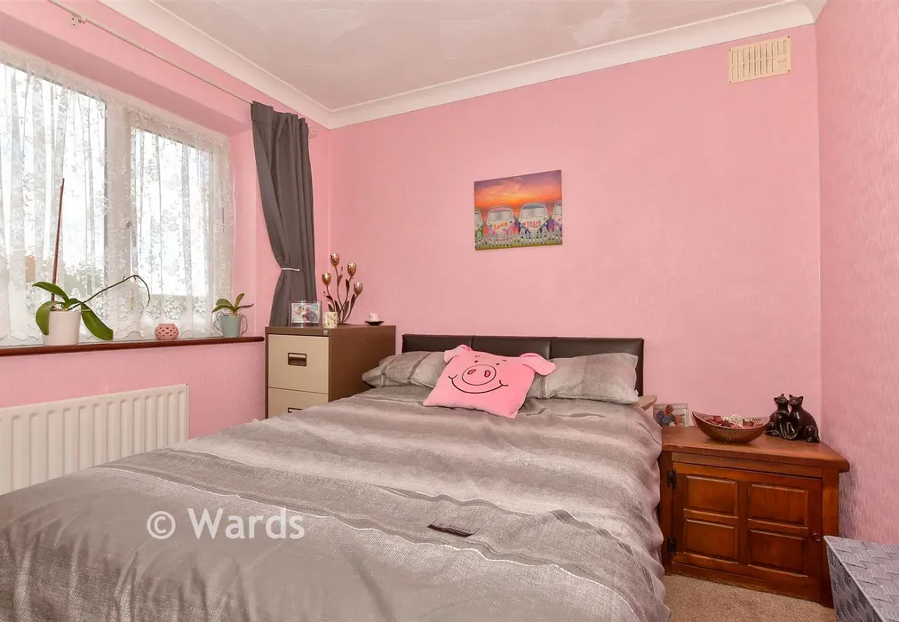 Bedroom 5 - Havisham Road, Gravesend, Kent - Wards of Kent