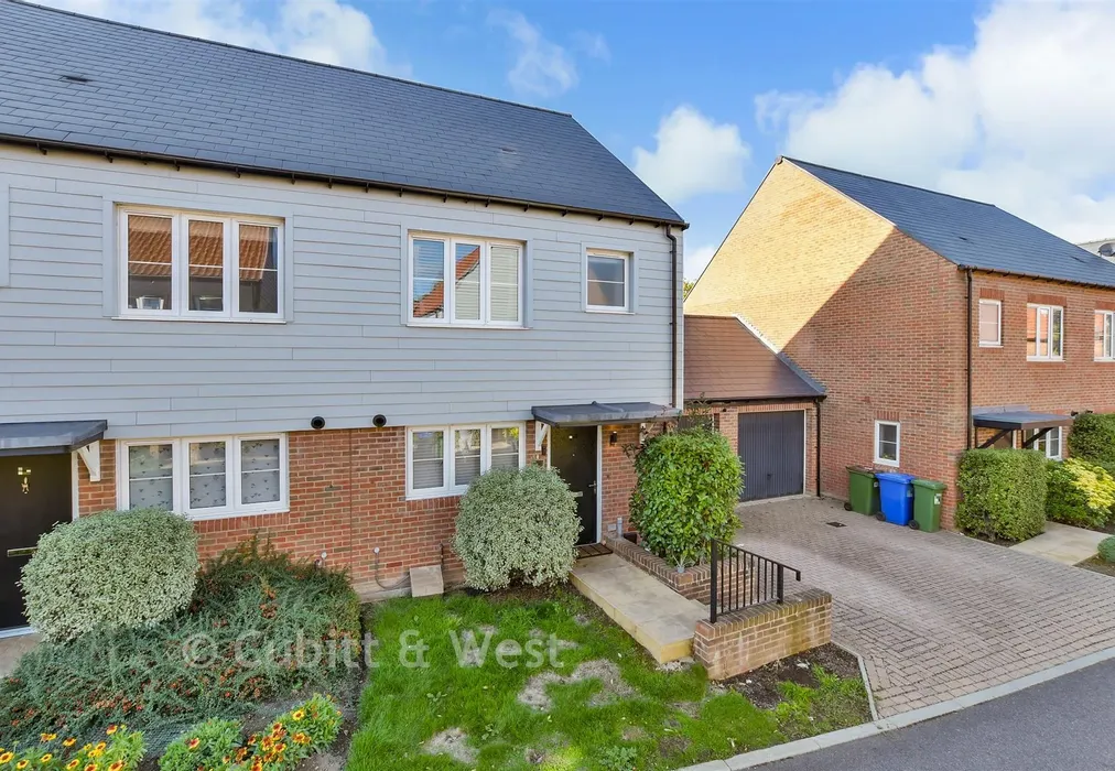 External. (Web) - Tern Avenue, Horsham, West Sussex - Wards of Kent