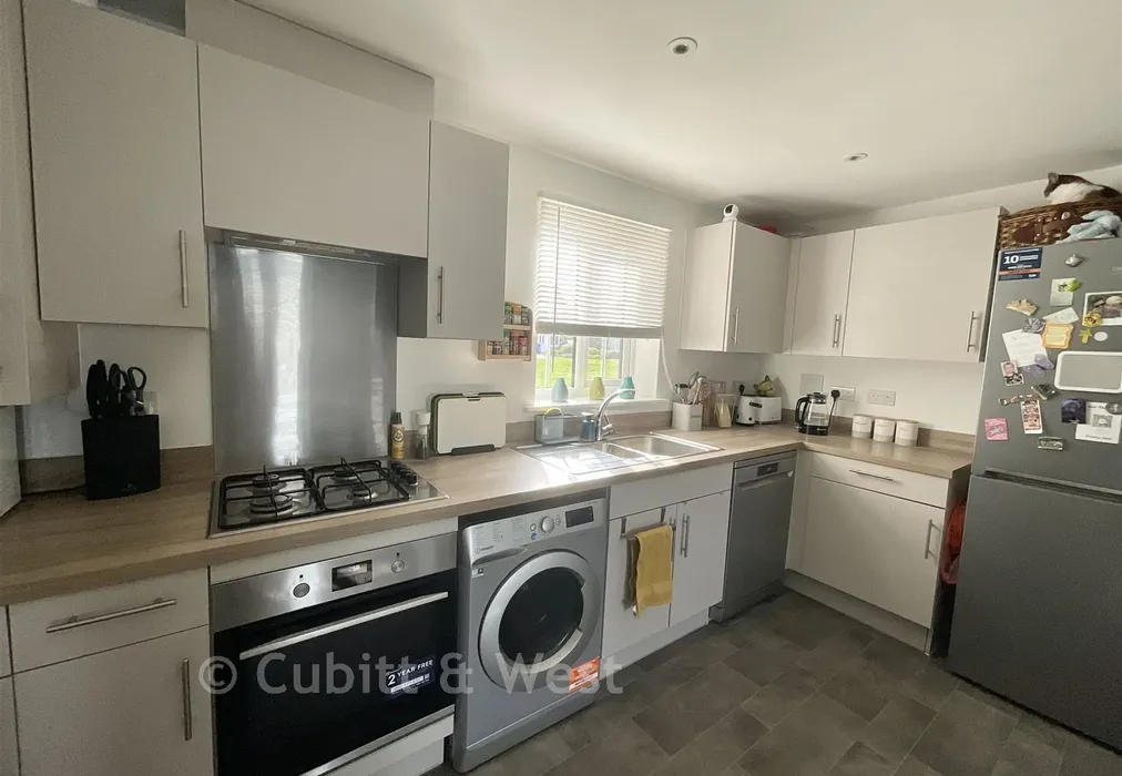 New Kitchen - Petunia Grove, Littlehampton, West Sussex - Wards of Kent
