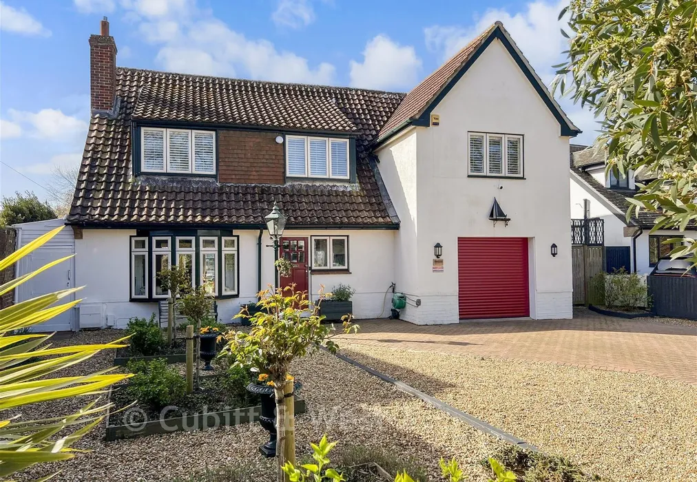 Front - Bacon Lane, Hayling Island, Hampshire - Wards of Kent