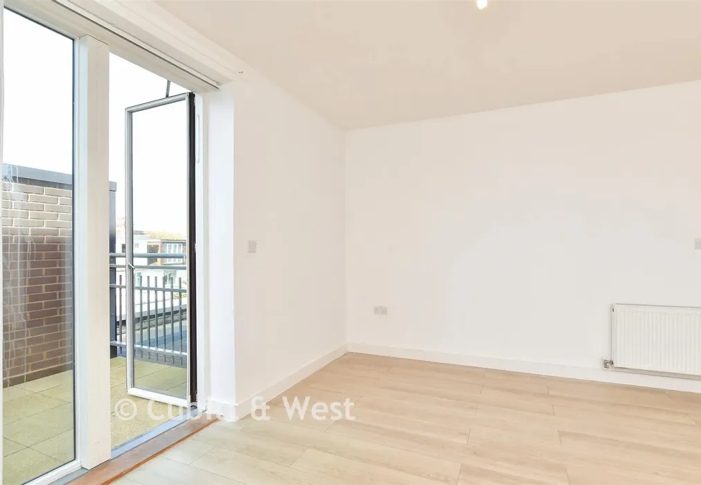 Internal Lifestyle Photograph - Roman Road, Hove, East Sussex - Wards of Kent