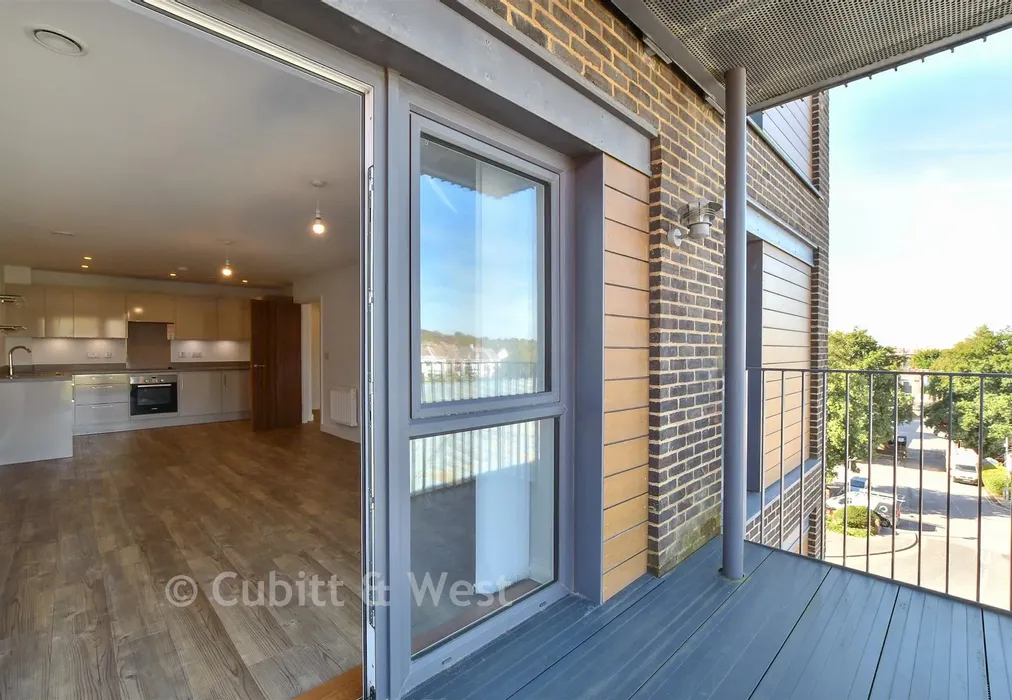 Balcony - Davigdor Road, Hove, East Sussex - Wards of Kent