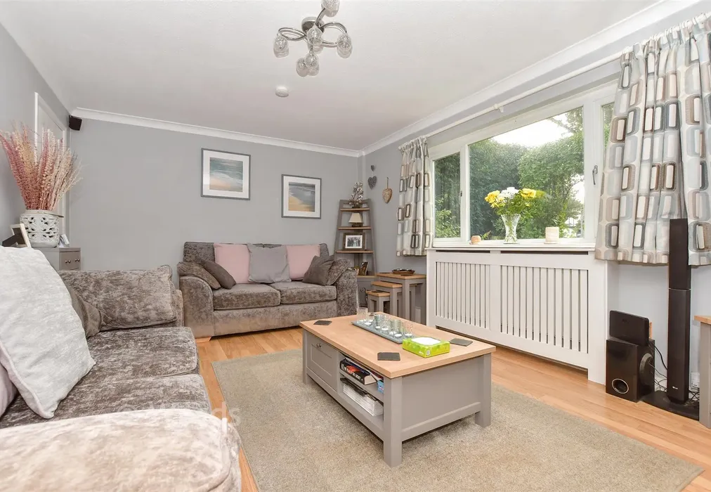 Lounge - St. Francis Close, Deal, Kent - Wards of Kent