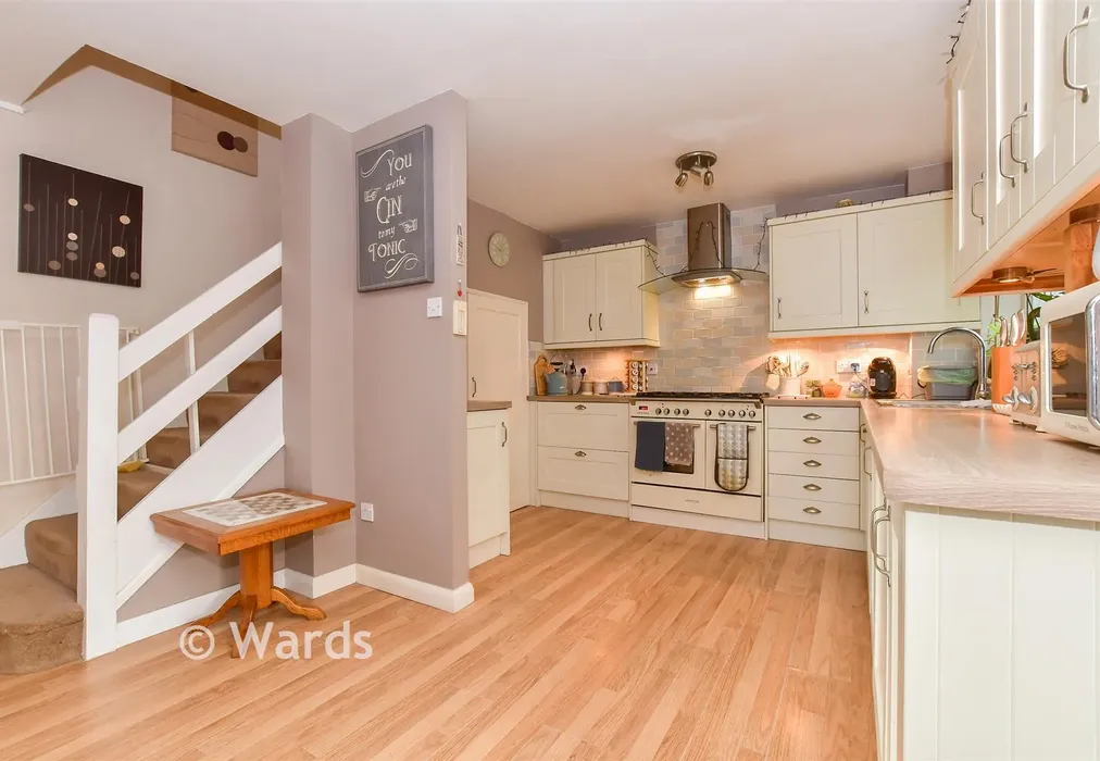 Kitchen - St. Francis Close, Deal, Kent - Wards of Kent