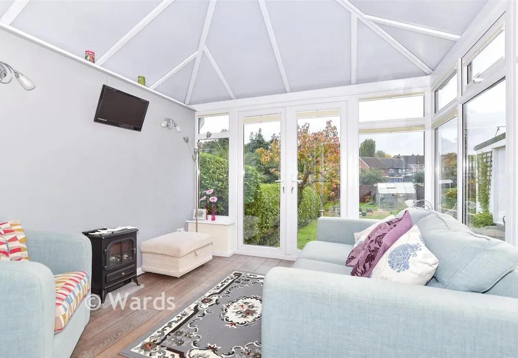 Conservatory - Blackthorn Drive, Larkfield, Aylesford, Kent - Wards of Kent