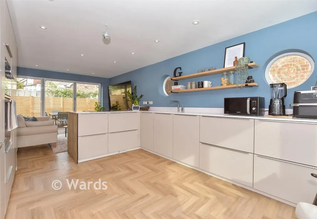 Kitchen - Dover Road, Deal, Kent - Wards of Kent