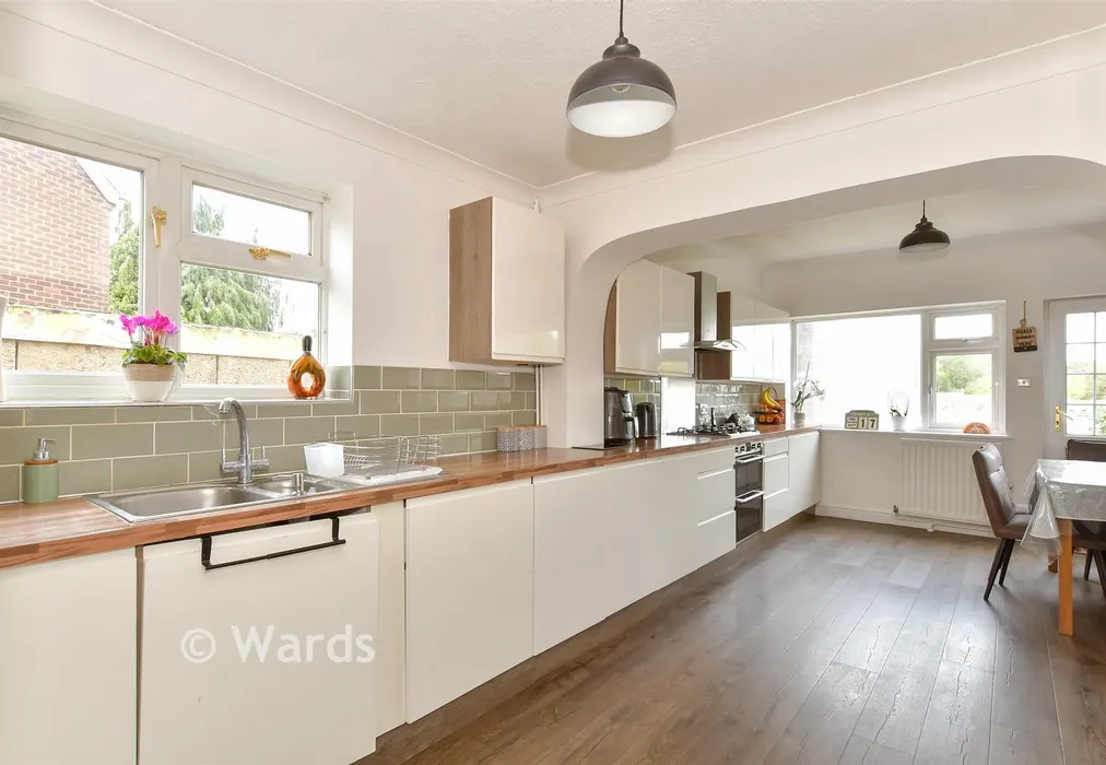Kitchen - Larch Close, Trees Development, Larkfield, Kent - Wards of Kent