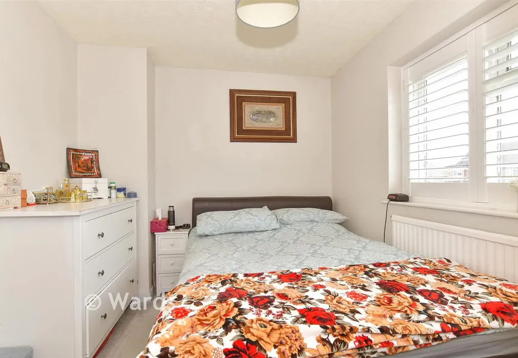 Bedroom 2 - Larch Close, Trees Development, Larkfield, Kent - Wards of Kent
