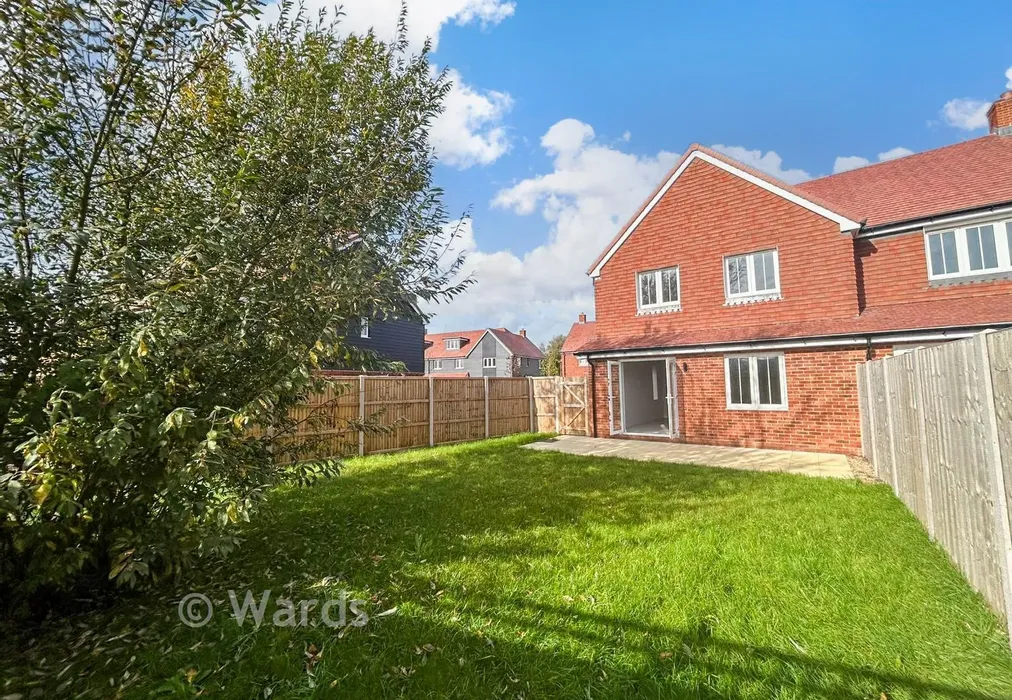 Rear Garden - Maude Close, The Maude, New Romney, Kent - Wards of Kent