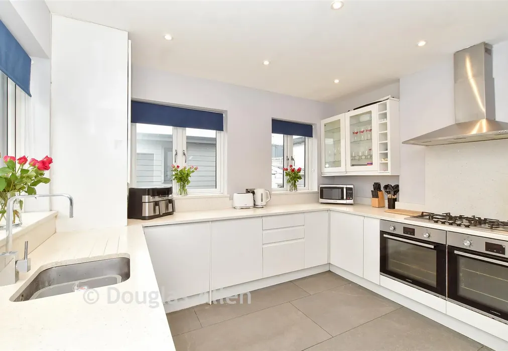 Kitchen - Forest Road, Ilford, Essex - Wards of Kent