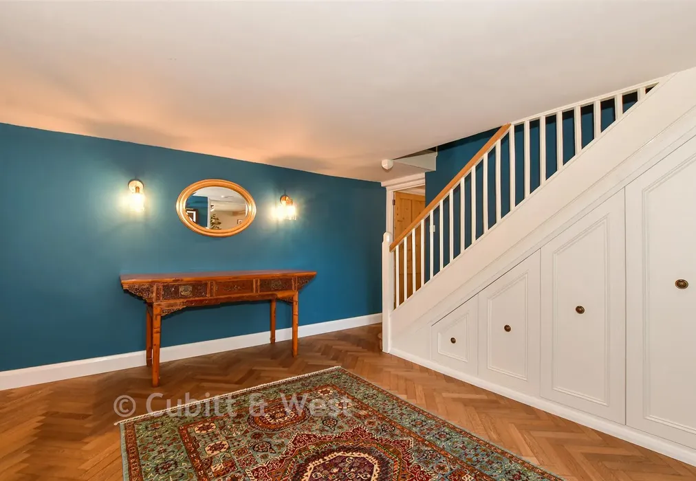 Entrance Hall - High Street, Dormansland, Surrey - Wards of Kent