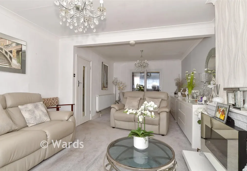 Lounge - Wrotham Road, Welling, Kent - Wards of Kent