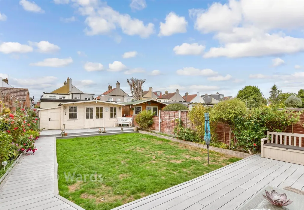 Rear Garden - Wrotham Road, Welling, Kent - Wards of Kent