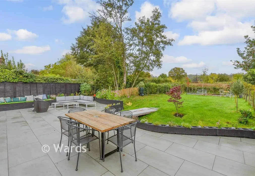 Rear Garden - The Street, Ulcombe, Maidstone, Kent - Wards of Kent