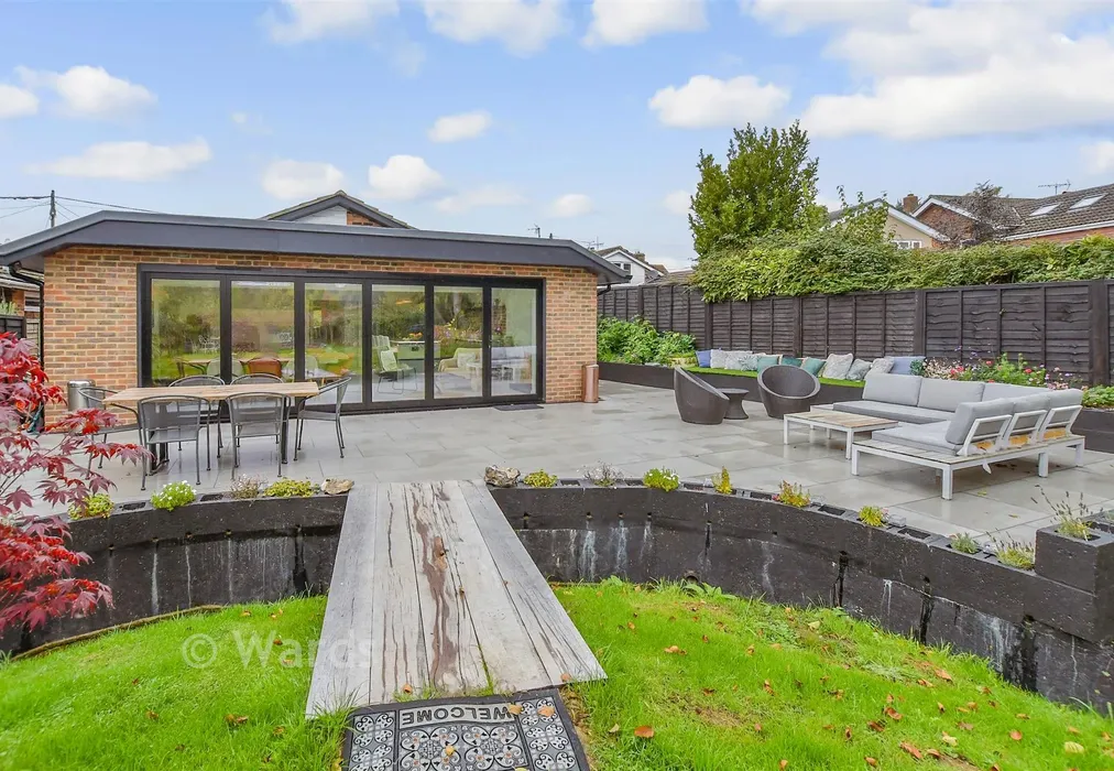 Rear Garden - The Street, Ulcombe, Maidstone, Kent - Wards of Kent