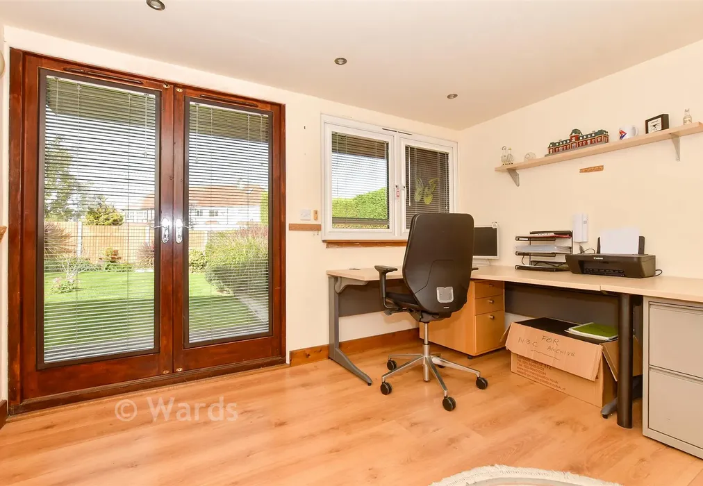 Room 1 - Clover Rise, Whitstable, Kent - Wards of Kent