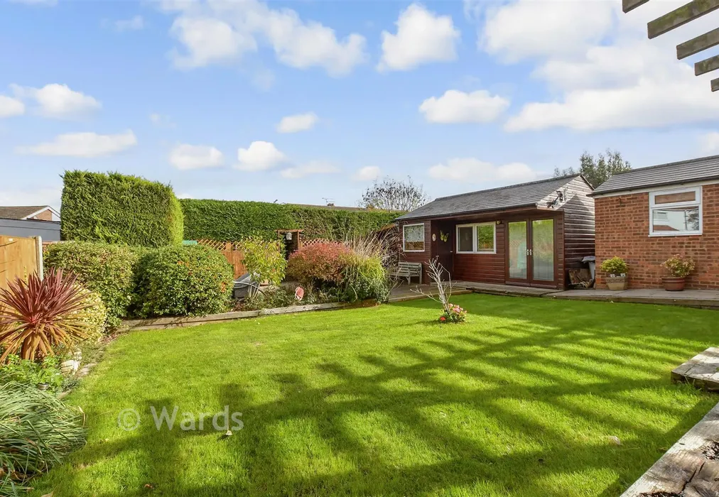 Rear Garden - Clover Rise, Whitstable, Kent - Wards of Kent