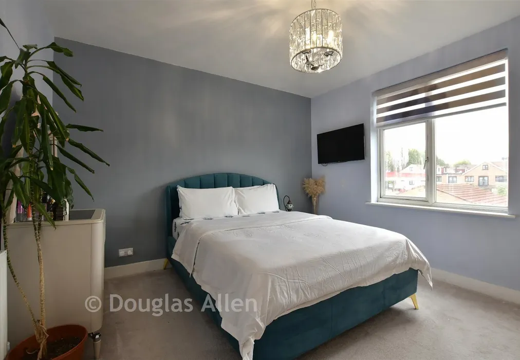 Bedroom 2 - Flempton Road, Leyton - Wards of Kent