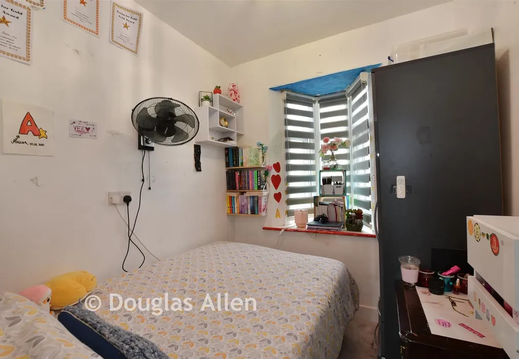 Bedroom 3 - Flempton Road, Leyton - Wards of Kent