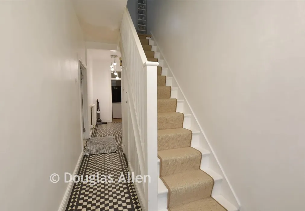 Hallway - Flempton Road, Leyton - Wards of Kent