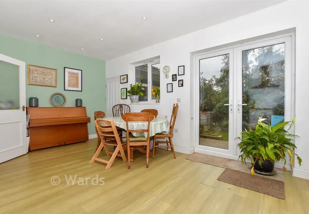 Kitchen/Diner - St. Philip's Avenue, Maidstone, Kent - Wards of Kent