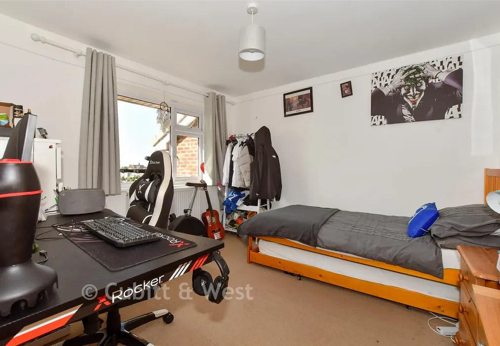 Bedroom 2 - Brentwood Road, Brighton, East Sussex - Wards of Kent