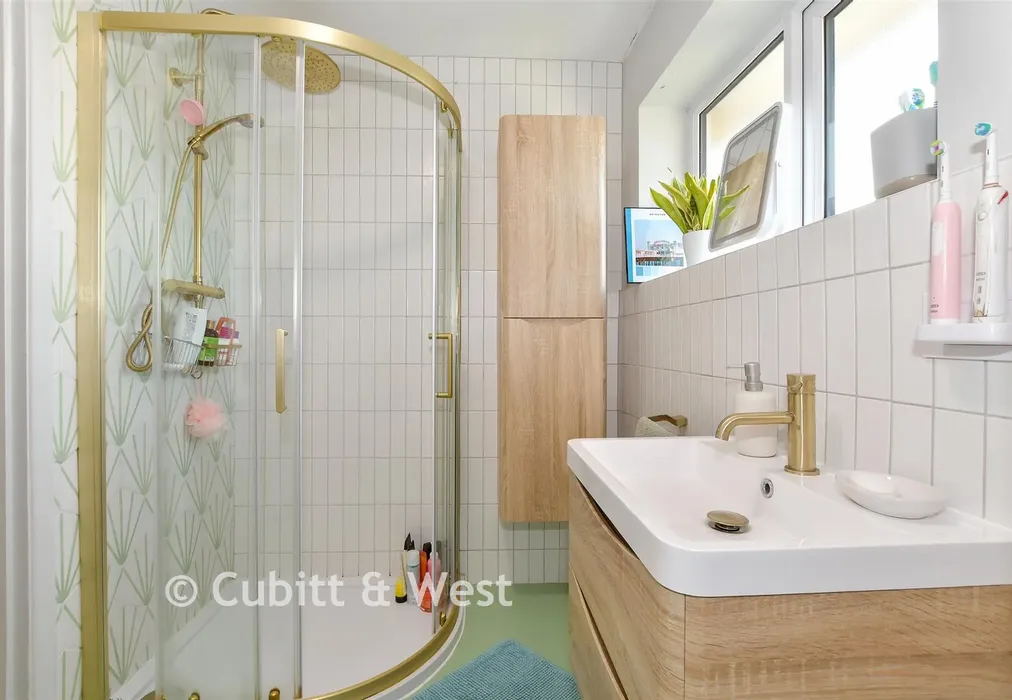 Shower Room - Brentwood Road, Brighton, East Sussex - Wards of Kent