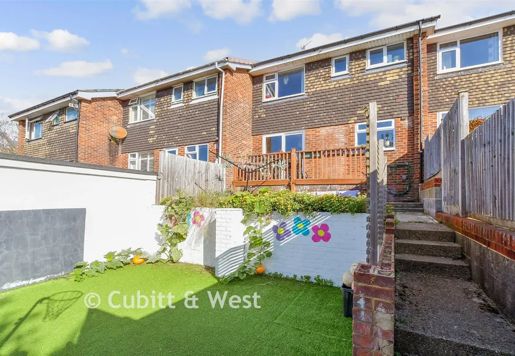 Rear Garden - Brentwood Road, Brighton, East Sussex - Wards of Kent