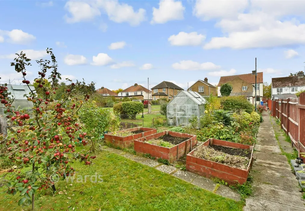 Rear Garden - Wises Lane, Sittingbourne, Kent - Wards of Kent