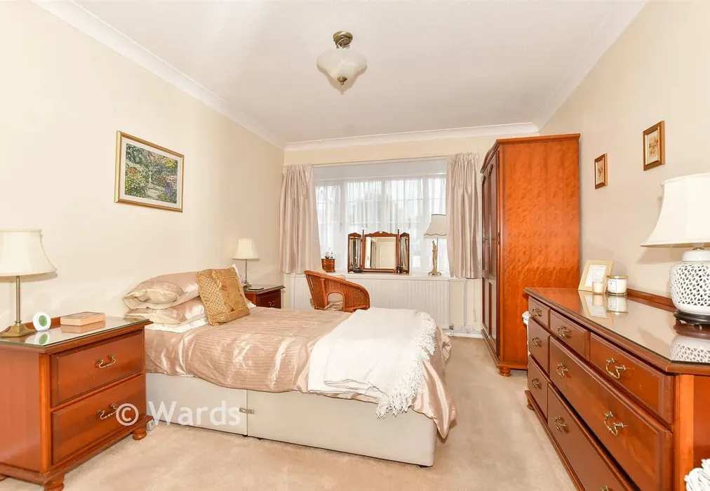 Bedroom 1 - Nursery Fields, Hythe, Kent - Wards of Kent