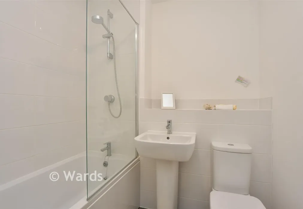 Bathroom - Thomas Stanley Drive, Rainham, Gillingham, Kent - Wards of Kent