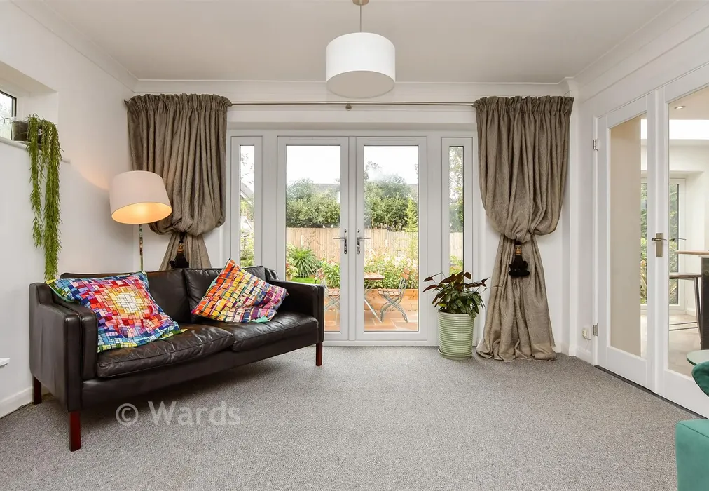 Lounge - Cornwallis Gardens, Broadstairs, Kent - Wards of Kent