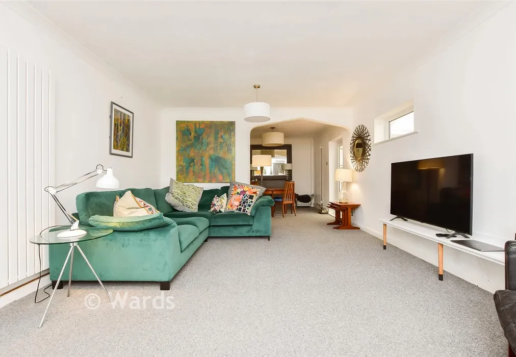 Lounge - Cornwallis Gardens, Broadstairs, Kent - Wards of Kent