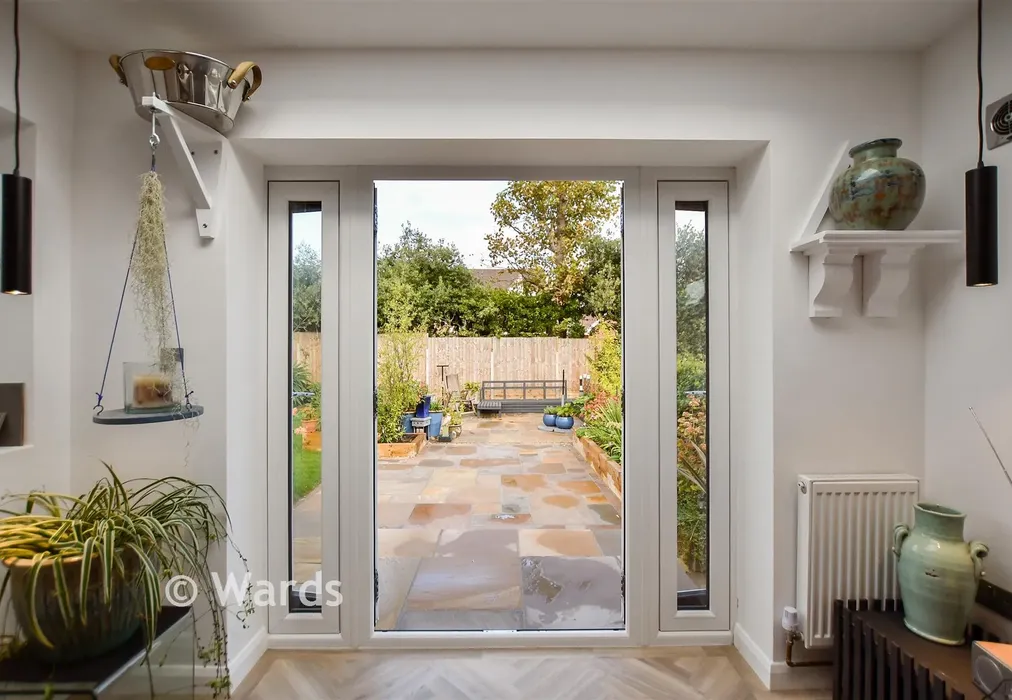 Internal Lifestyle Photograph - Cornwallis Gardens, Broadstairs, Kent - Wards of Kent