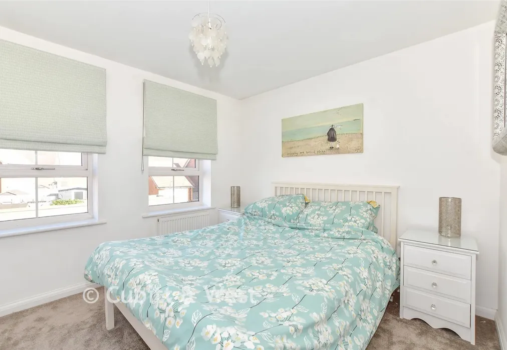 Bedroom 2 - Orbit Gardens, Selsey, West Sussex - Wards of Kent