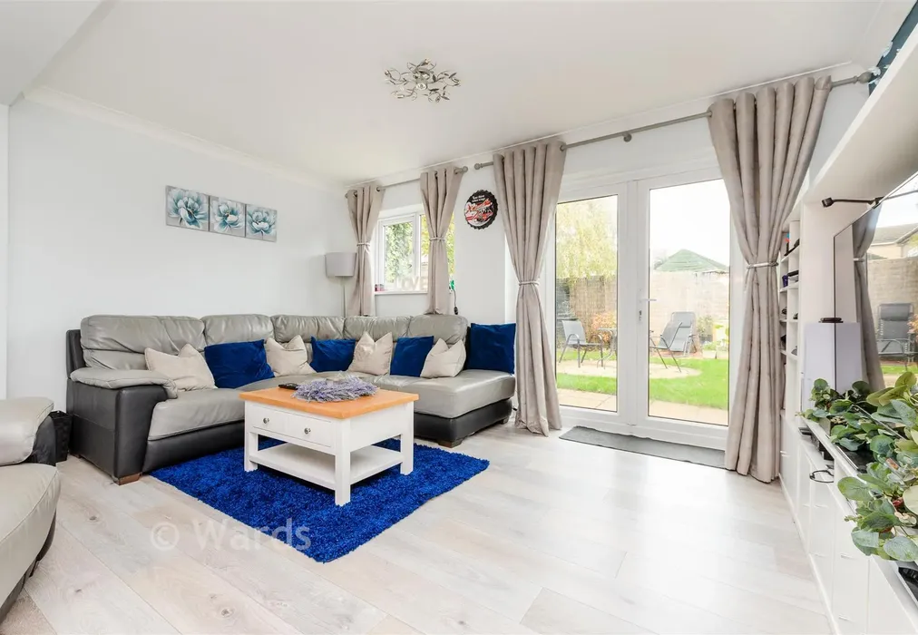 Lounge - Valley Rise, Walderslade Woods, Chatham, Kent - Wards of Kent