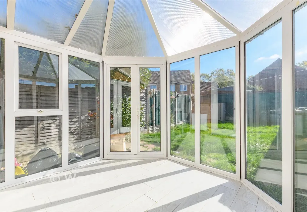 Conservatory - Seven Acres, New Ash Green, Longfield, Kent - Wards of Kent