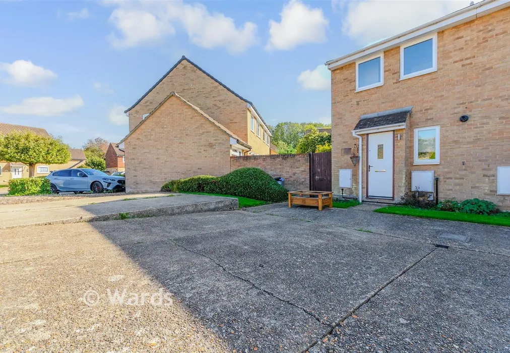 Driveway/Parking - Seven Acres, New Ash Green, Longfield, Kent - Wards of Kent