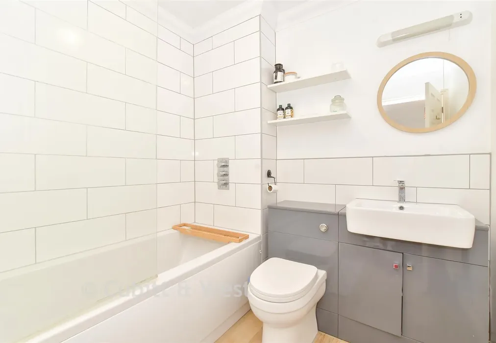 Bathroom - Crosshaven, Littlehampton, West Sussex - Wards of Kent