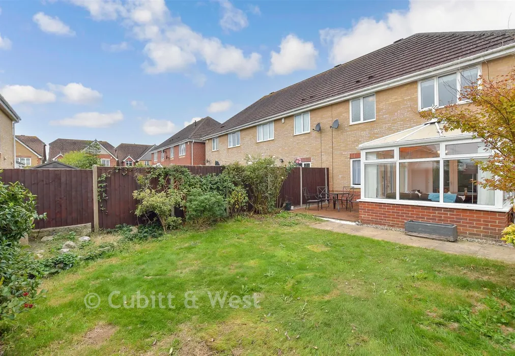 Rear Garden - Crosshaven, Littlehampton, West Sussex - Wards of Kent